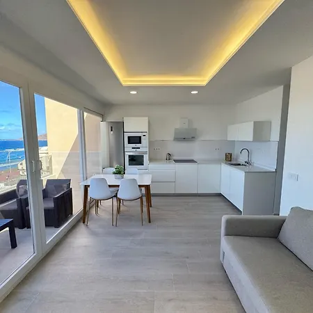 Atico Vistas Mar Playa Canteras Apartment *